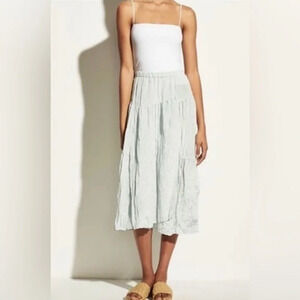NWT Vince Skirt size Medium